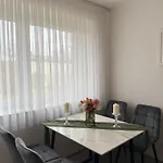 Bella Stan Na Dan * Široki Brijeg