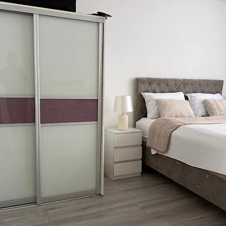 公寓 Bella Stan Na Dan