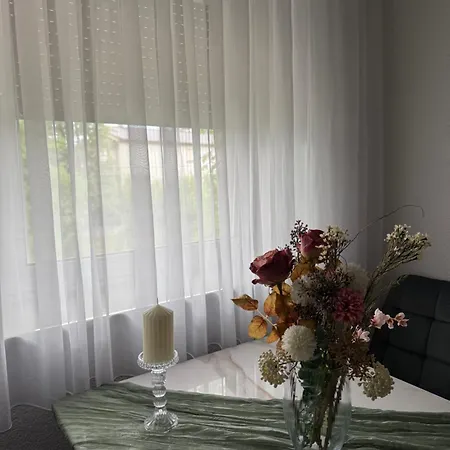 Bella Stan Na Dan Apartman *