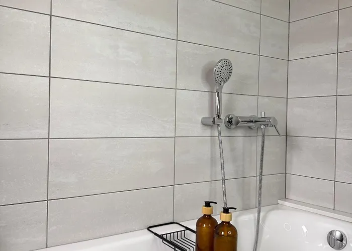 Bella Stan Na Dan * Široki Brijeg